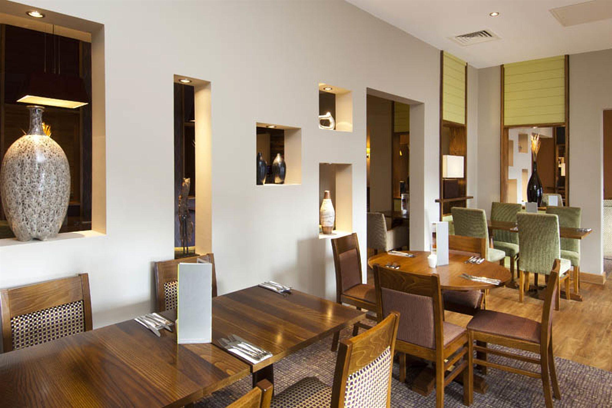 Premier Inn Manchester City ภายนอก รูปภาพ