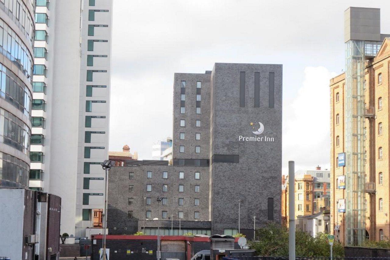 Premier Inn Manchester City ภายนอก รูปภาพ