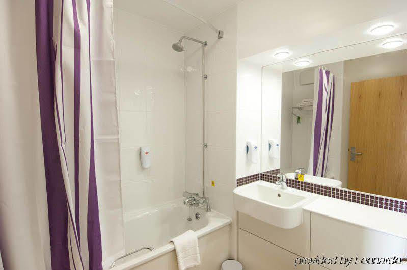 Premier Inn Manchester City ภายนอก รูปภาพ